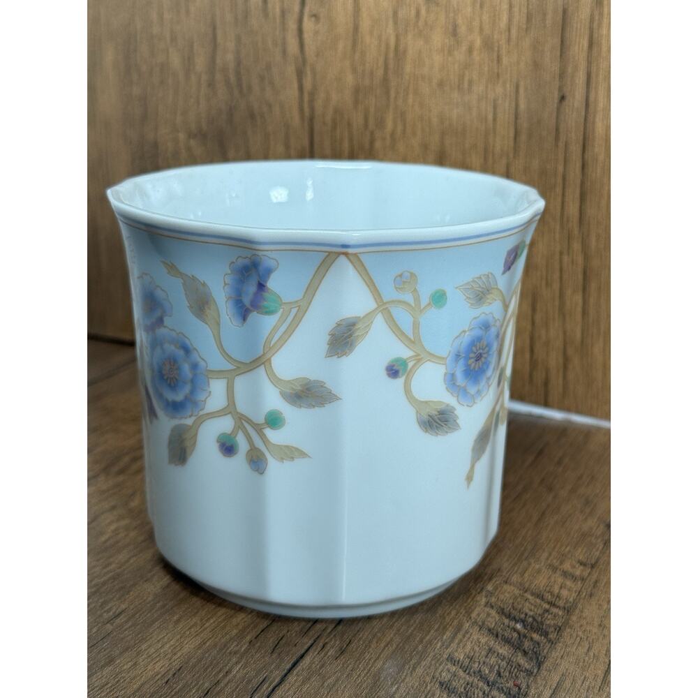 Takahashi San Francisco Floral Vase, Flowers Planted
